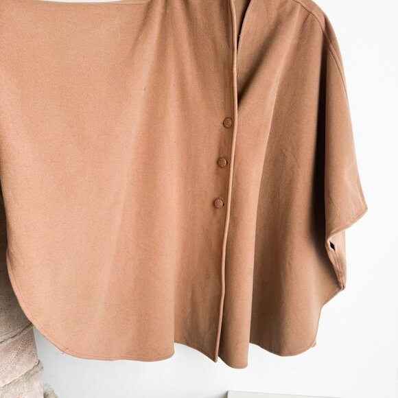 Vintage Elegant Design Wool Cashmere Camel Beige Cape L/XL - Picture 2 of 6